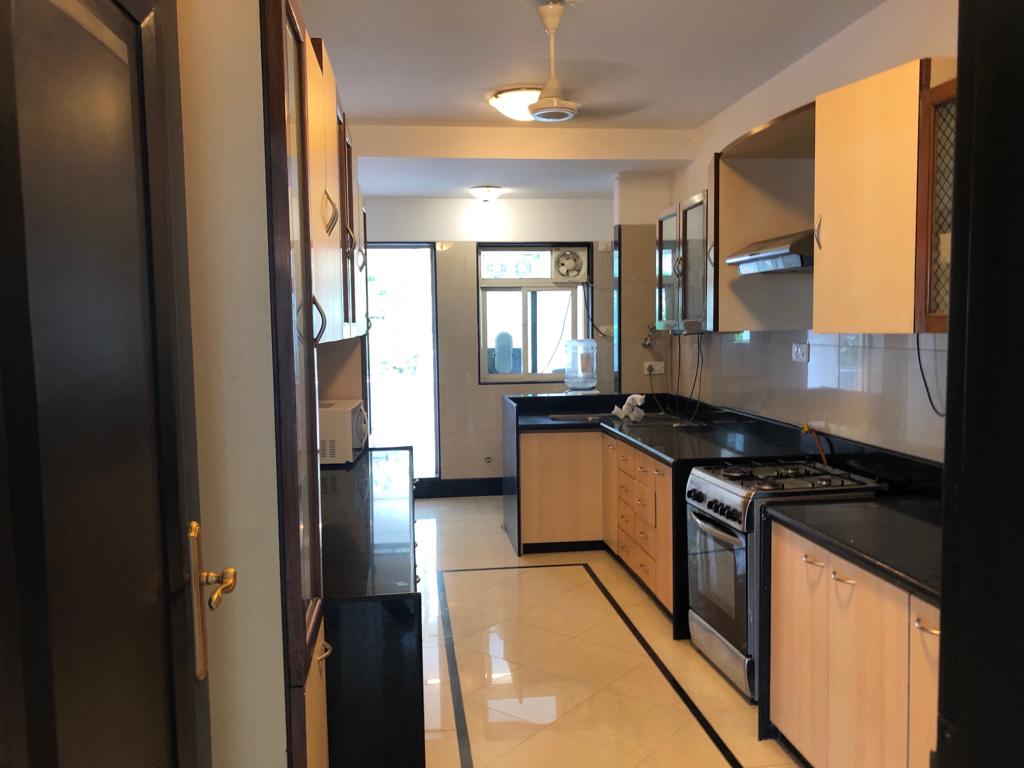 Kitchen - Raheja Sunkist, Bandra West