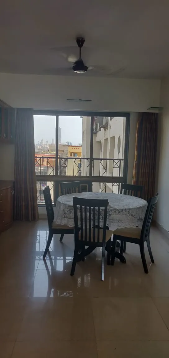 2 BHK Flats for Sale in Lokhandwala Residency, Worli