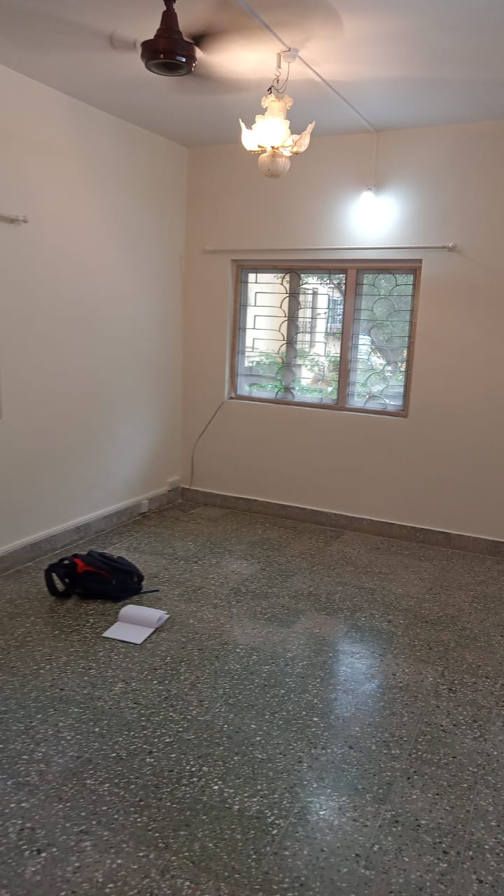 01 - Flamingo, Khar West