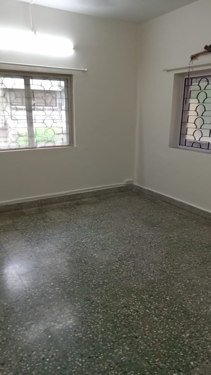 03 - Flamingo, Khar West