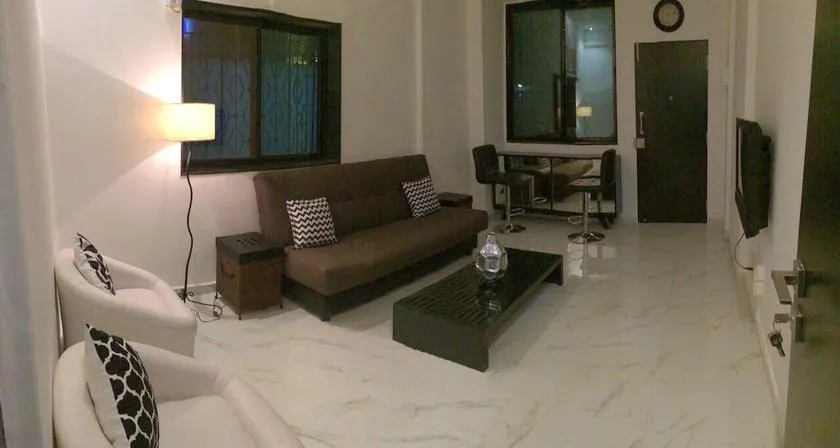 1 BHK Flats on Rent in Vishambar Niwas, Khar West