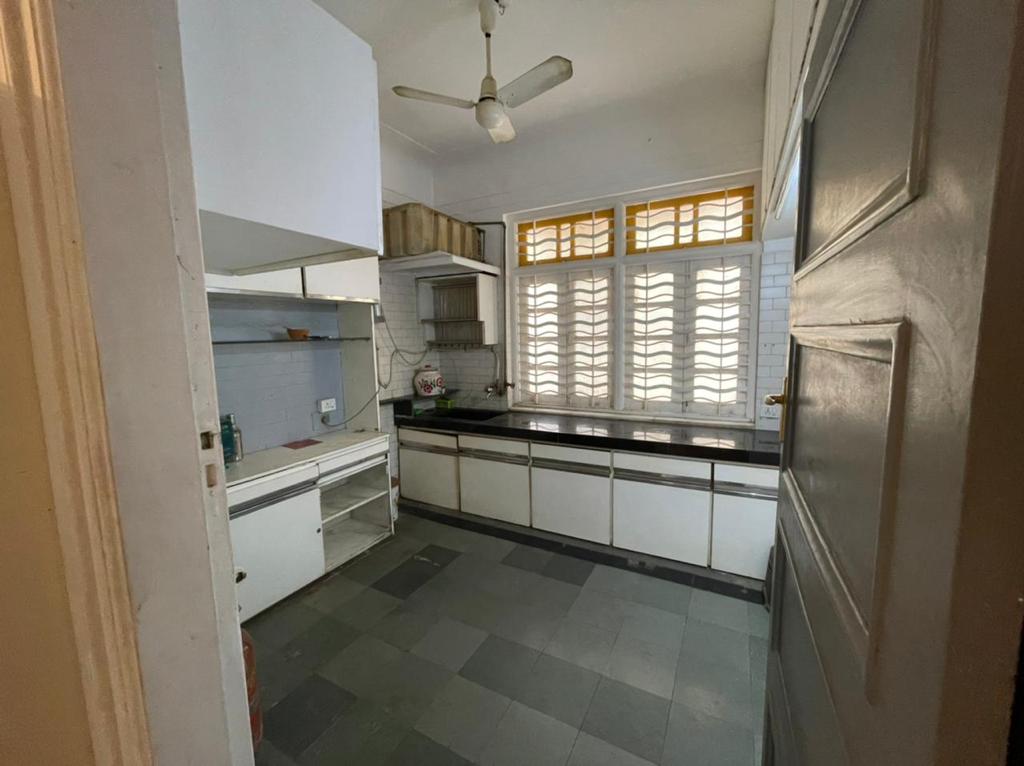 2 BHK Fully Furnished in Narendra Apartment CHS , Santacruz East