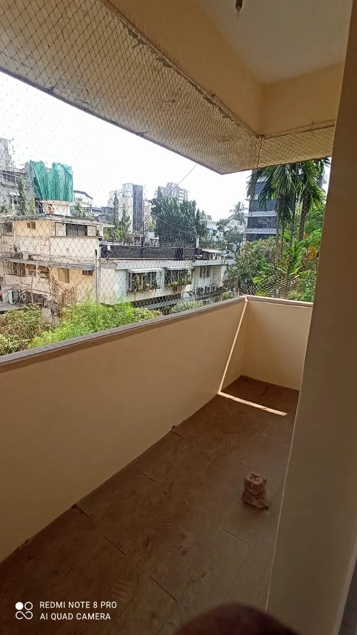 2 BHK Flats on Rent in Little Flower, Bandra West