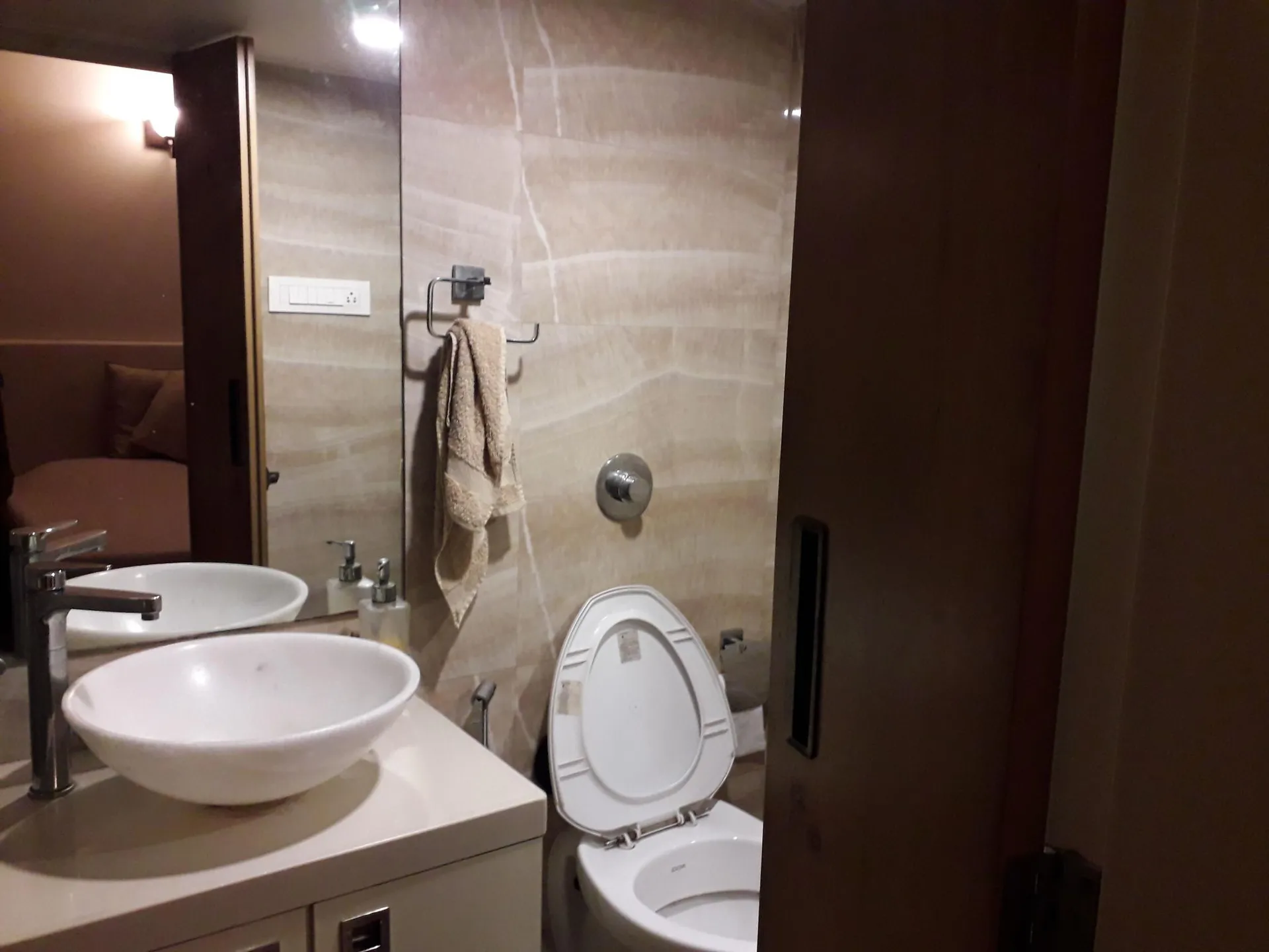 3 BHK Flats for Sale in Laxmi Gopal, Prabhadevi