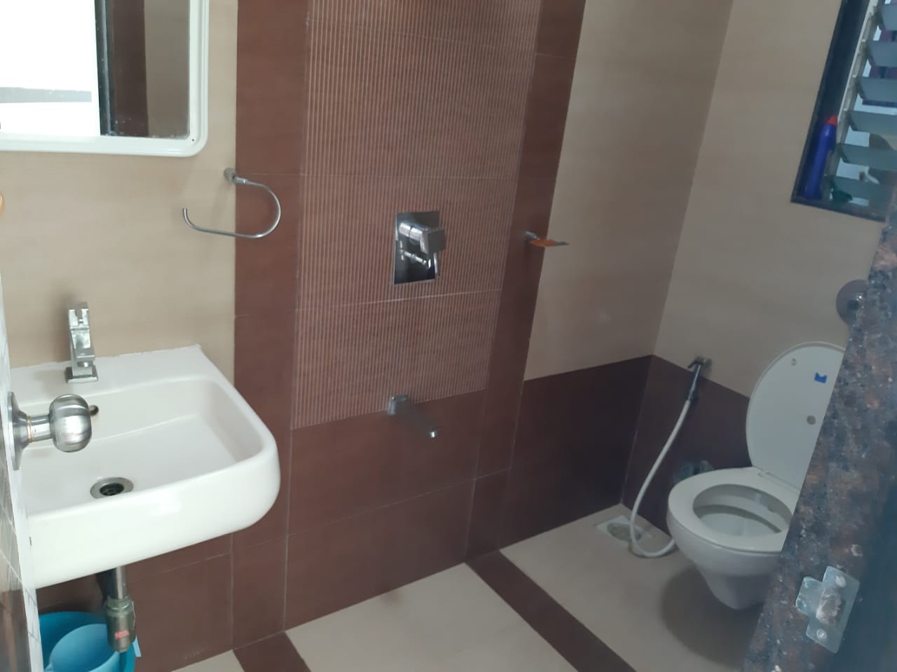 Master Bathroom - Neo Vikram, Andheri West