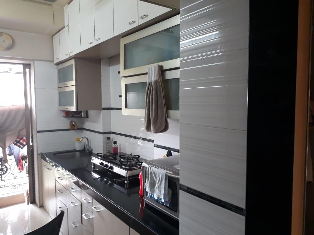 2 BHK Flats on Rent in Chrysalis, Juhu