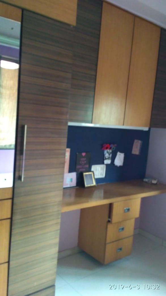 Bedroom 21 - Three View Society, Prabhadevi