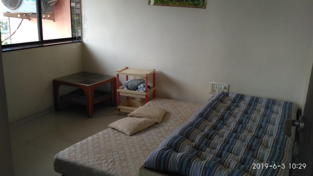 Master Bedroom - Three View Society, Prabhadevi