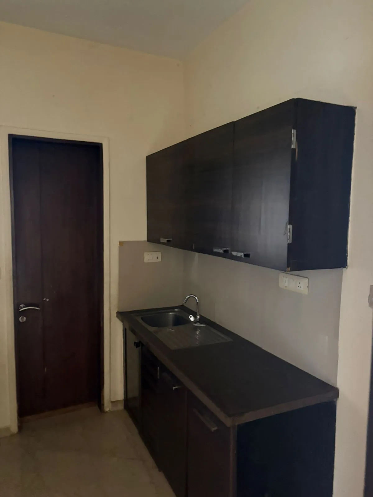 3 BHK Semi Furnished in Lodha Grandeur , Prabhadevi