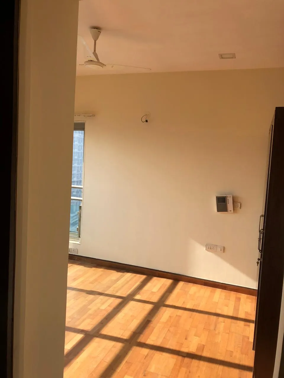 3 BHK Flats for Sale in Lodha Grandeur, Prabhadevi