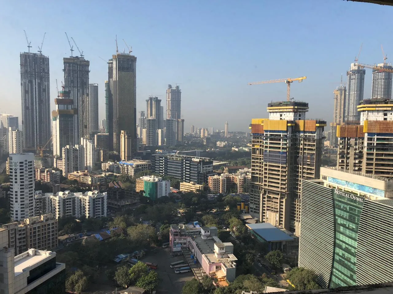 3 BHK Flats for Sale in Lodha Grandeur, Prabhadevi