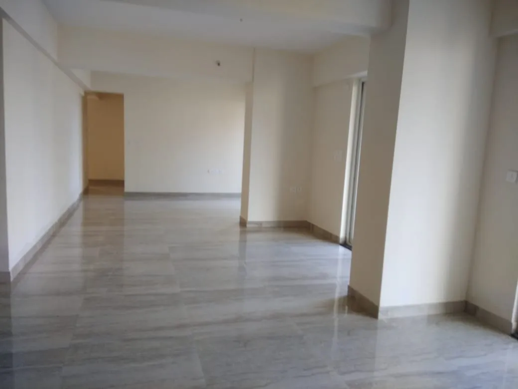 4 BHK Flats on Rent in Hubtown Sunstone, Bandra East