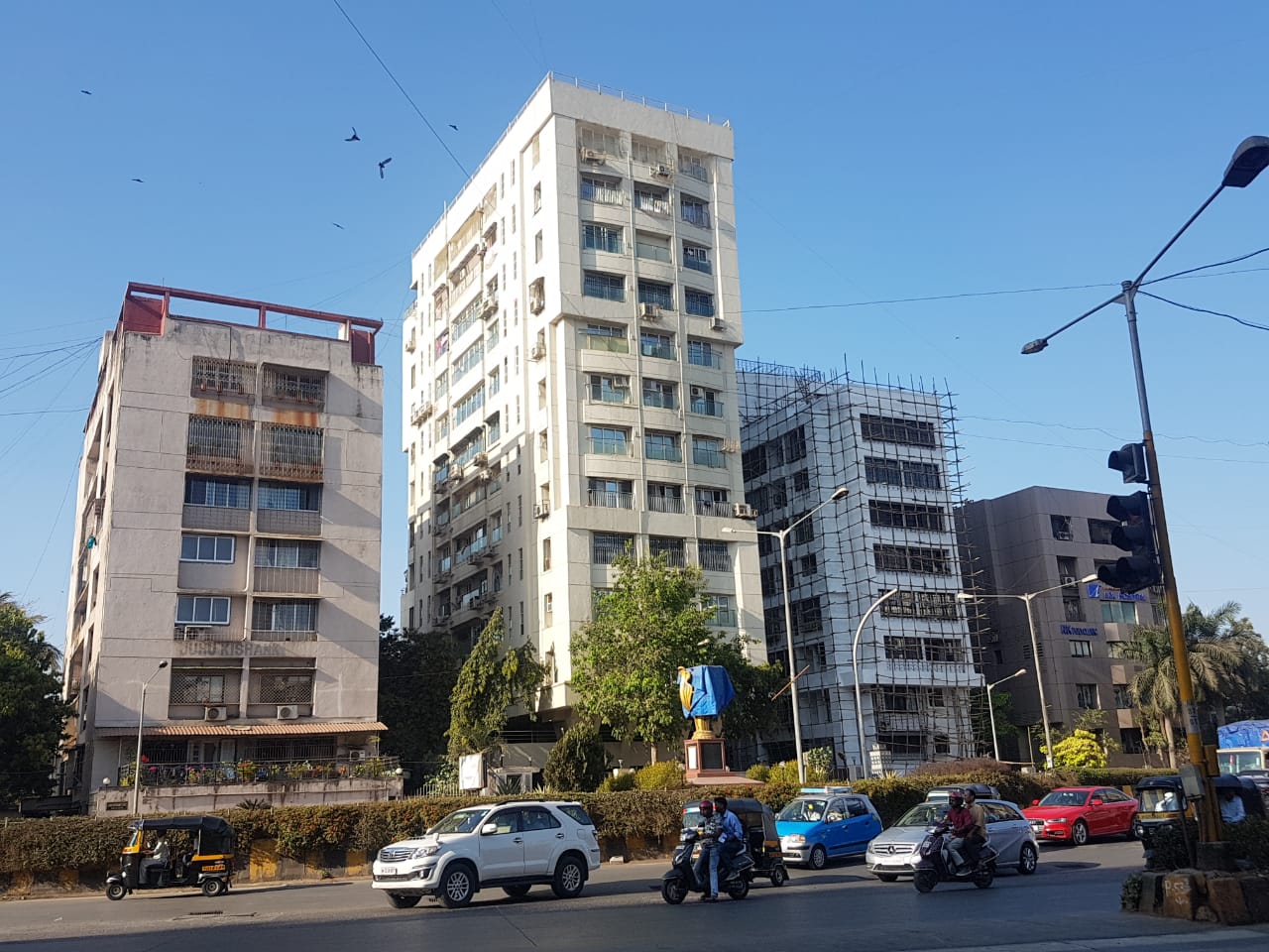 3 BHK Flats for Sale in Veejay Niwas, Juhu