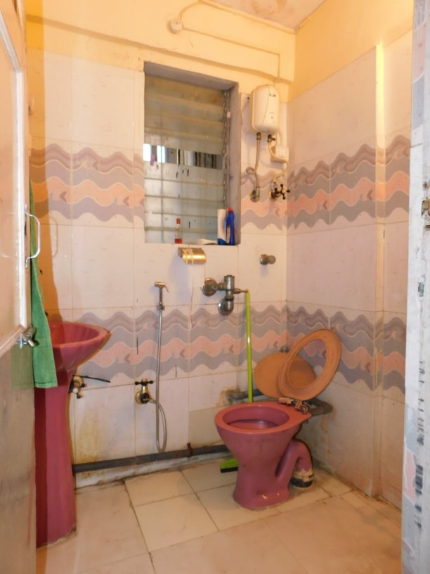 2 BHK Flats on Rent in Dheeraj Arcade, Bandra West