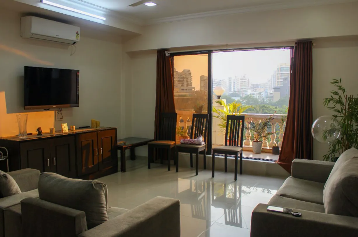 2 BHK Flats for Sale in Sadanand Classic, Khar West