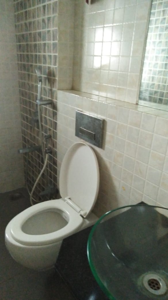 Bathroom 2 - Omkar Veda, Parel