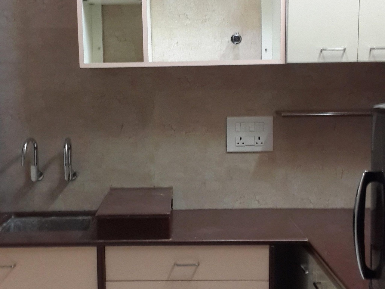 Kitchen - Shalimar, Marine Lines