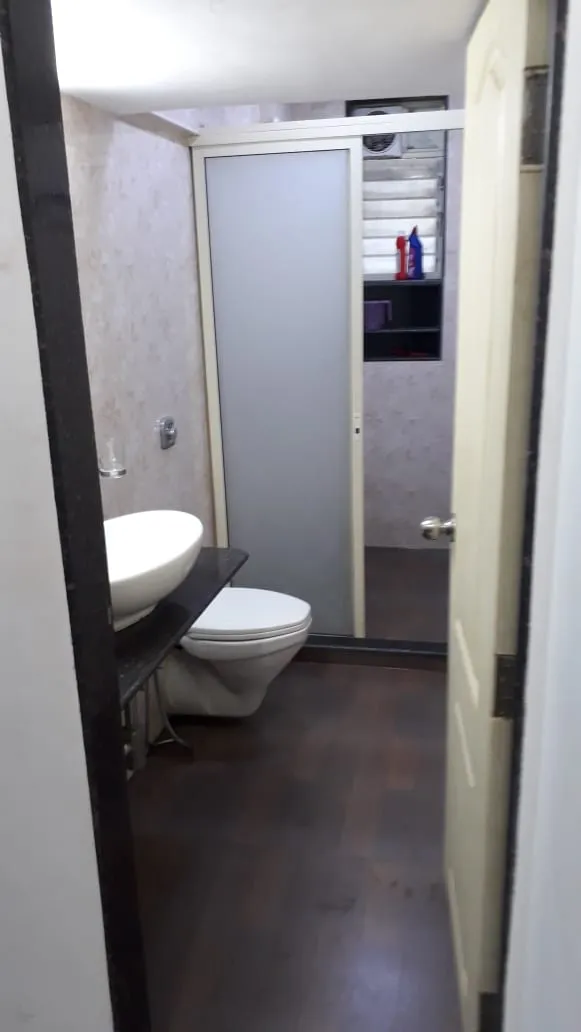 2 BHK Flats on Rent in Golden Palace, Bandra West