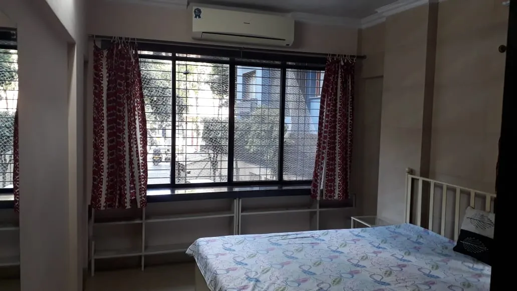 2 BHK Flats on Rent in Golden Palace, Bandra West