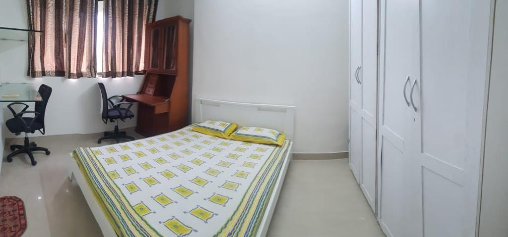 Building - North Bombay Society, Juhu