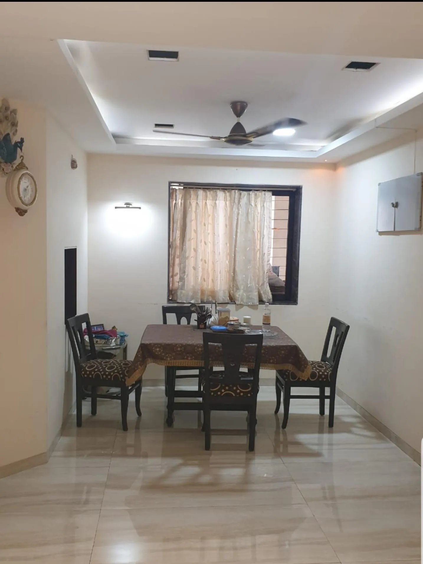 3 BHK Flats on Rent in Diwani Mahal, Juhu