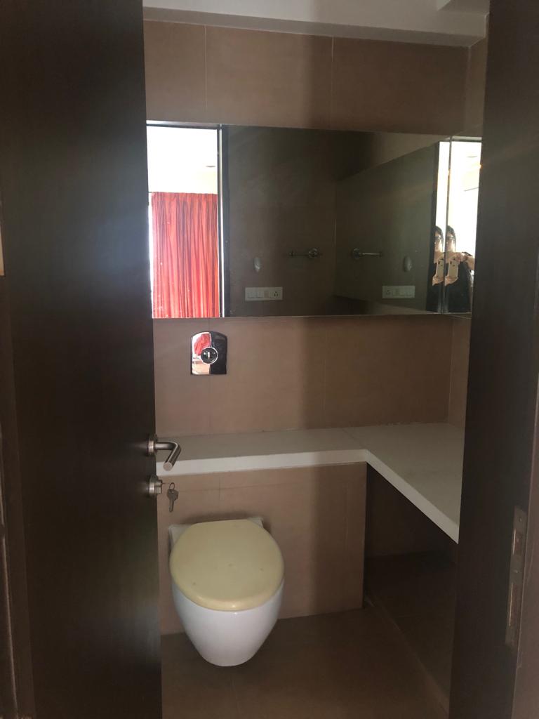 Bathroom 3 - Pinnacle D Elegance, Bandra West