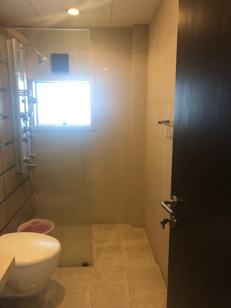 Bathroom 4 - Pinnacle D Elegance, Bandra West