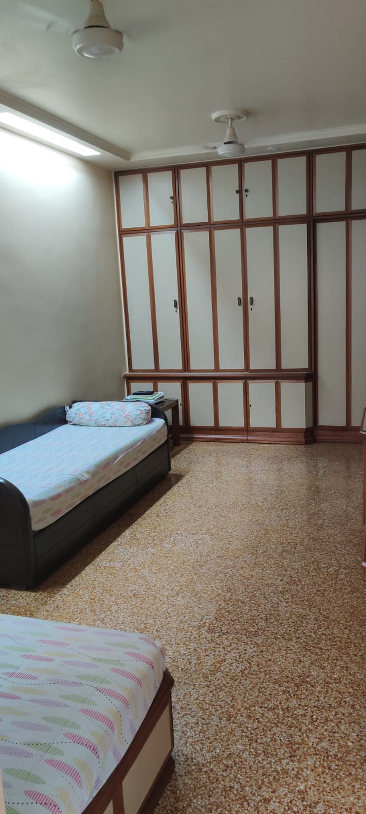 1 BHK Fully Furnished in Himachal House , Worli