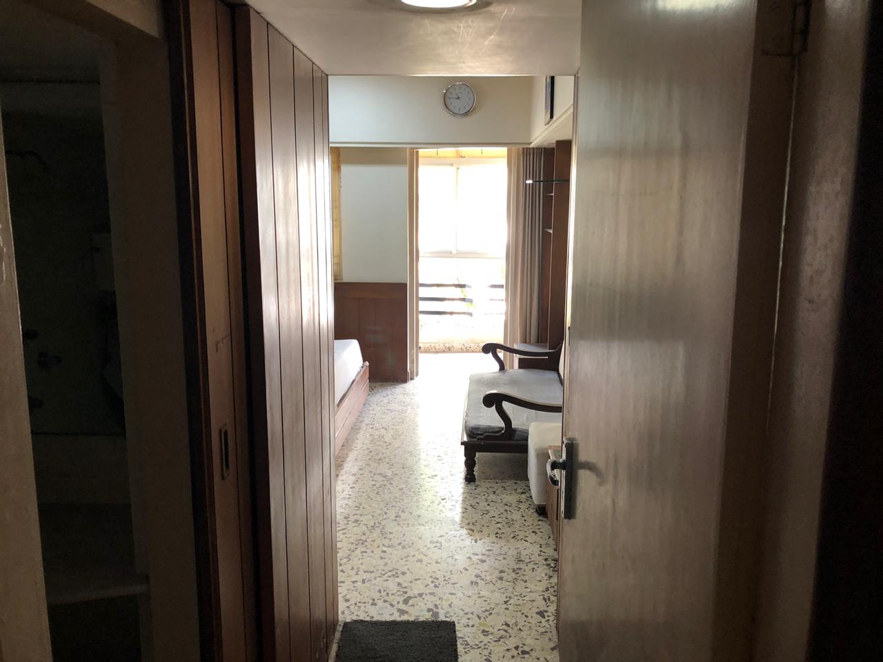 Lobby - Picasso, Santacruz West