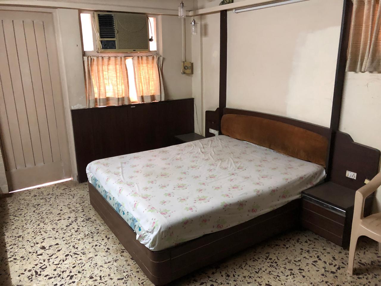 Master Bedroom - Picasso, Santacruz West