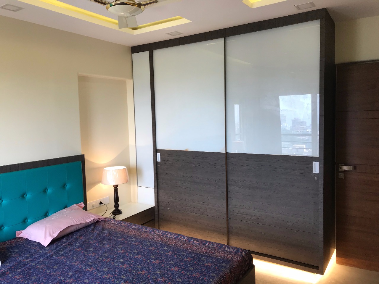 14 - Two Roses, Bandra West