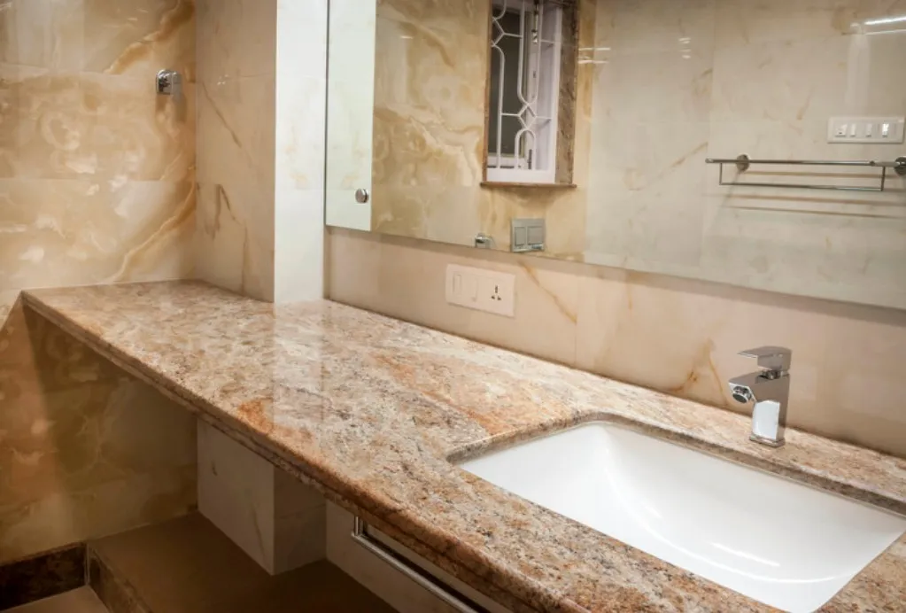 2 BHK Flats on Rent in Rest Harrow, Bandra West