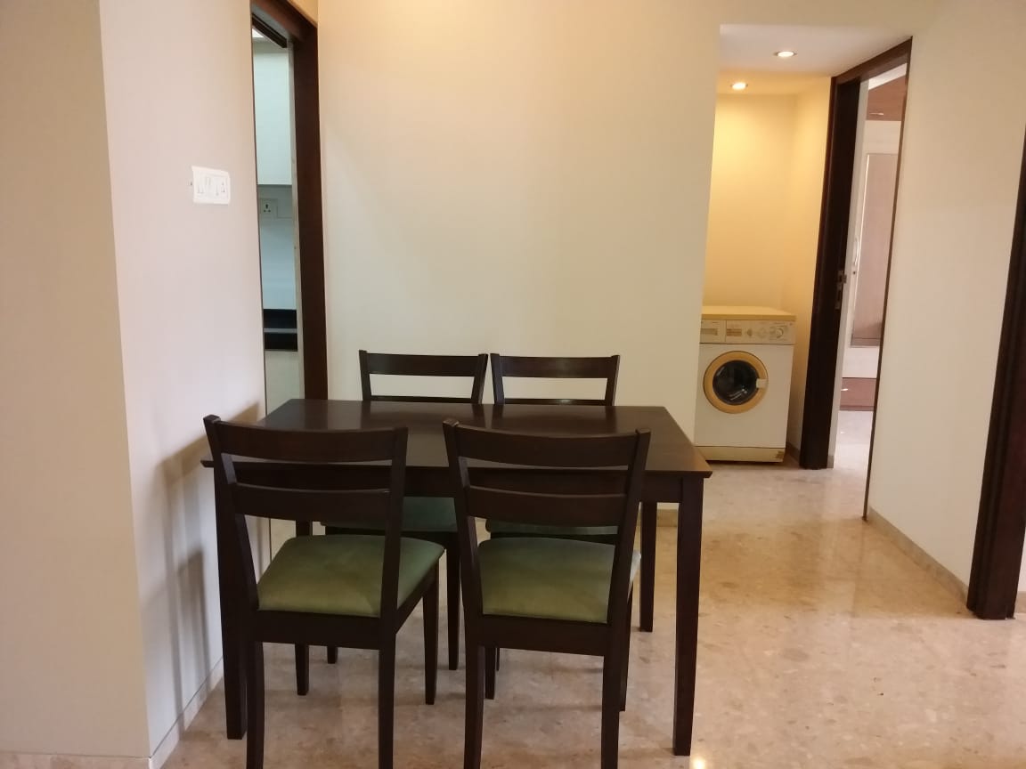 Building4 - Colombia, Bandra West