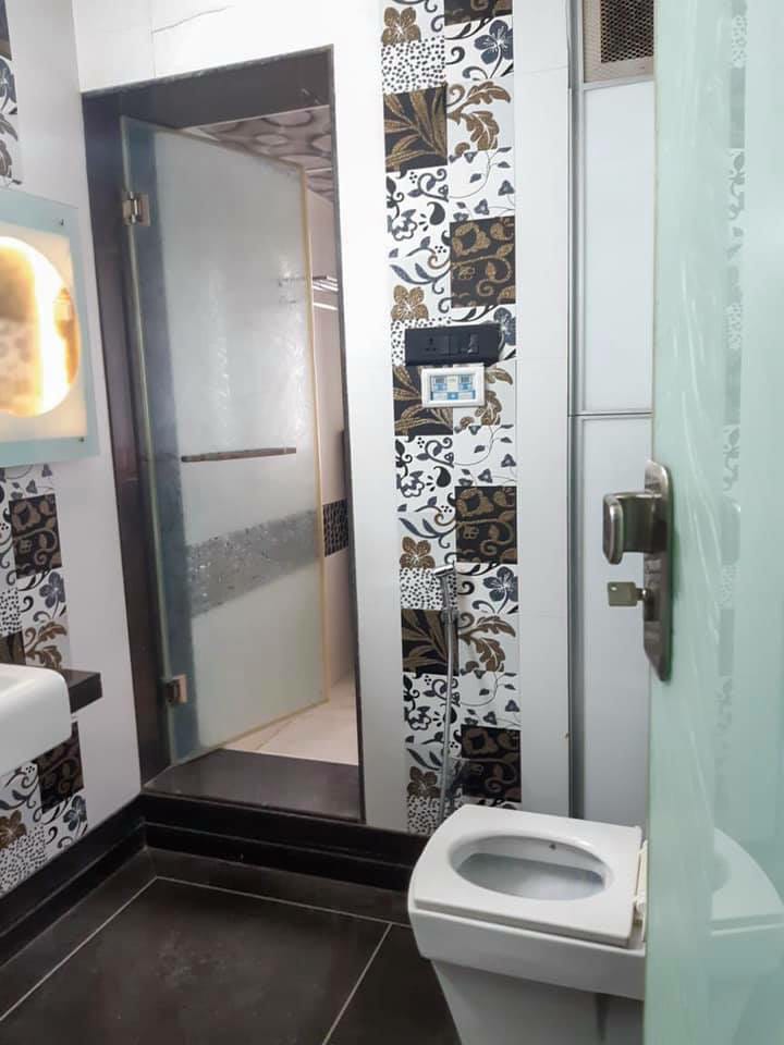 Bathroom 3 - Hashu Niwas, Bandra West