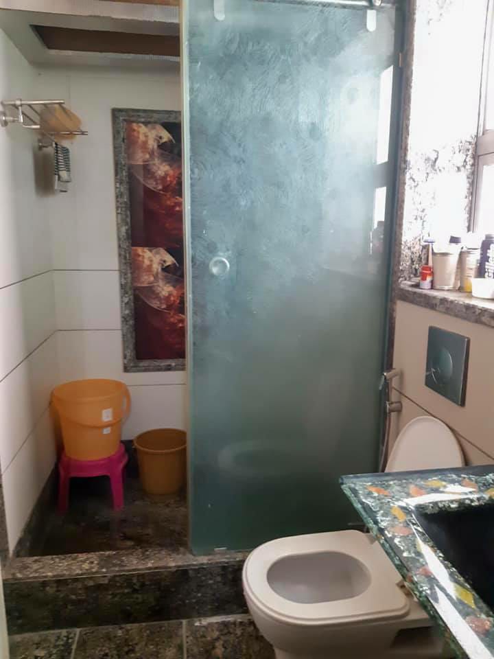 Bathroom 4 - Hashu Niwas, Bandra West