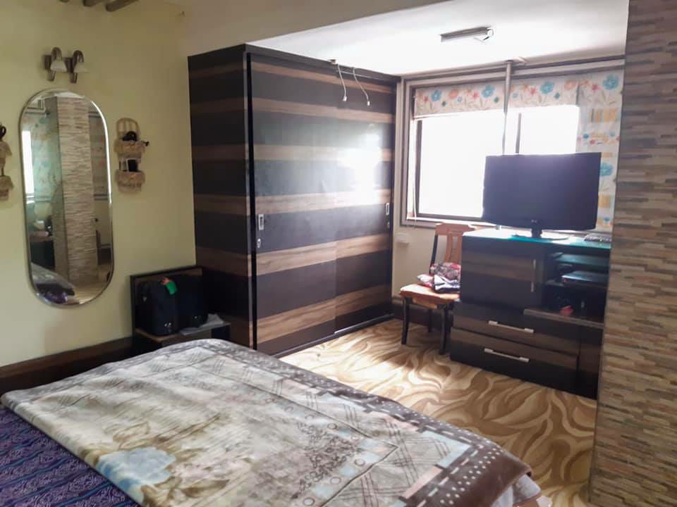 Bedroom 2 - Hashu Niwas, Bandra West