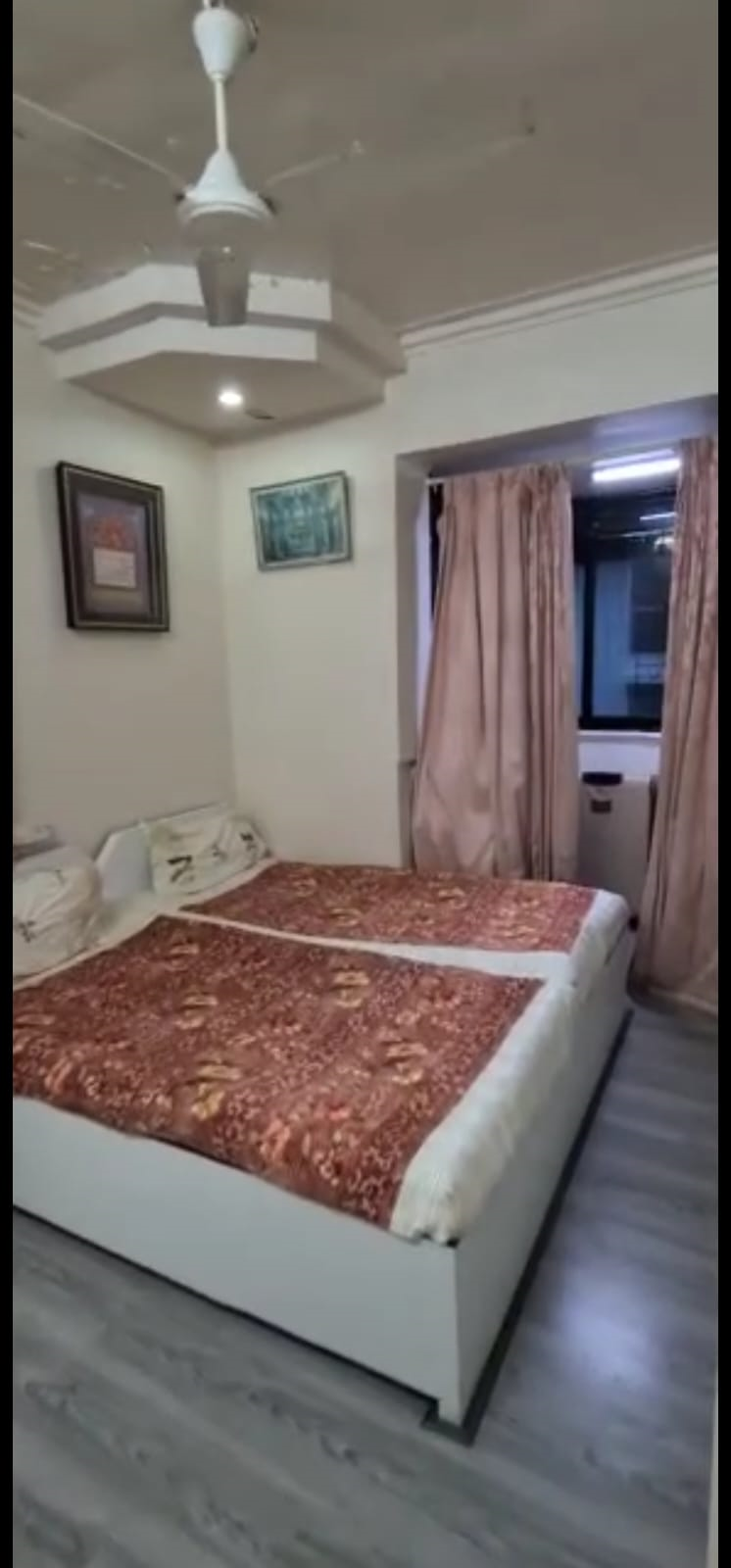 3 BHK Flats for Sale in Juhu Apartments, Juhu