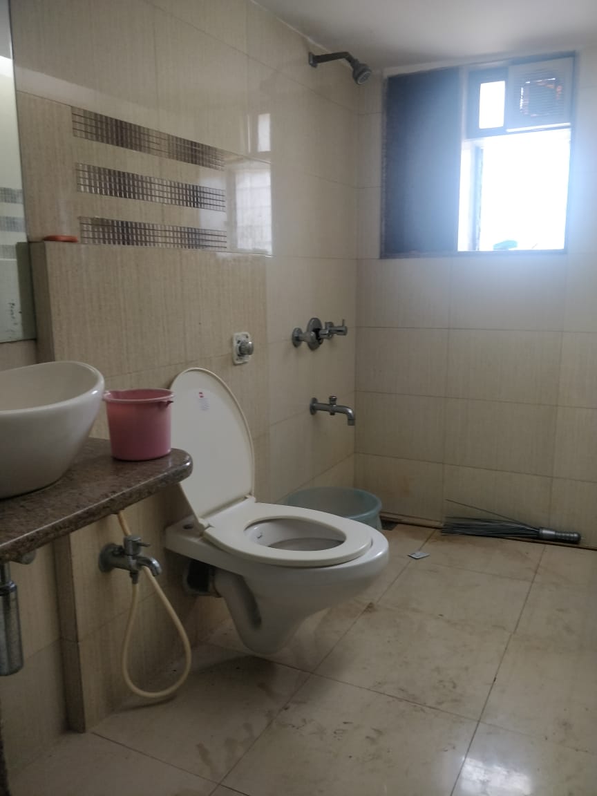 4 Maheshwar Darshan, Santacruz West — for Sale — photo 5