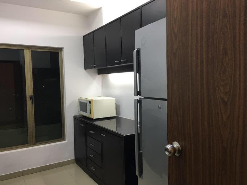 Kitchen - Oberoi Splendor, Andheri East