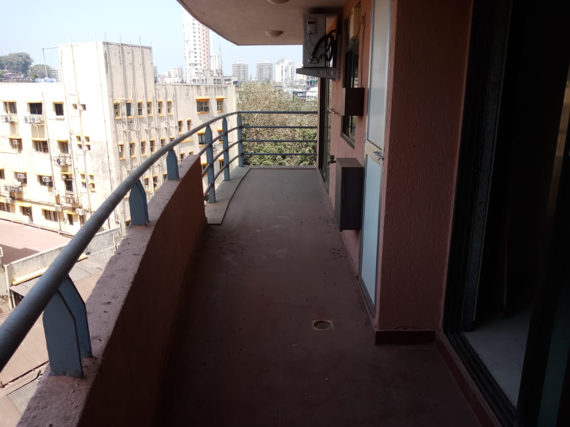 Balcony1 - Lokhandwala Harmony, Worli