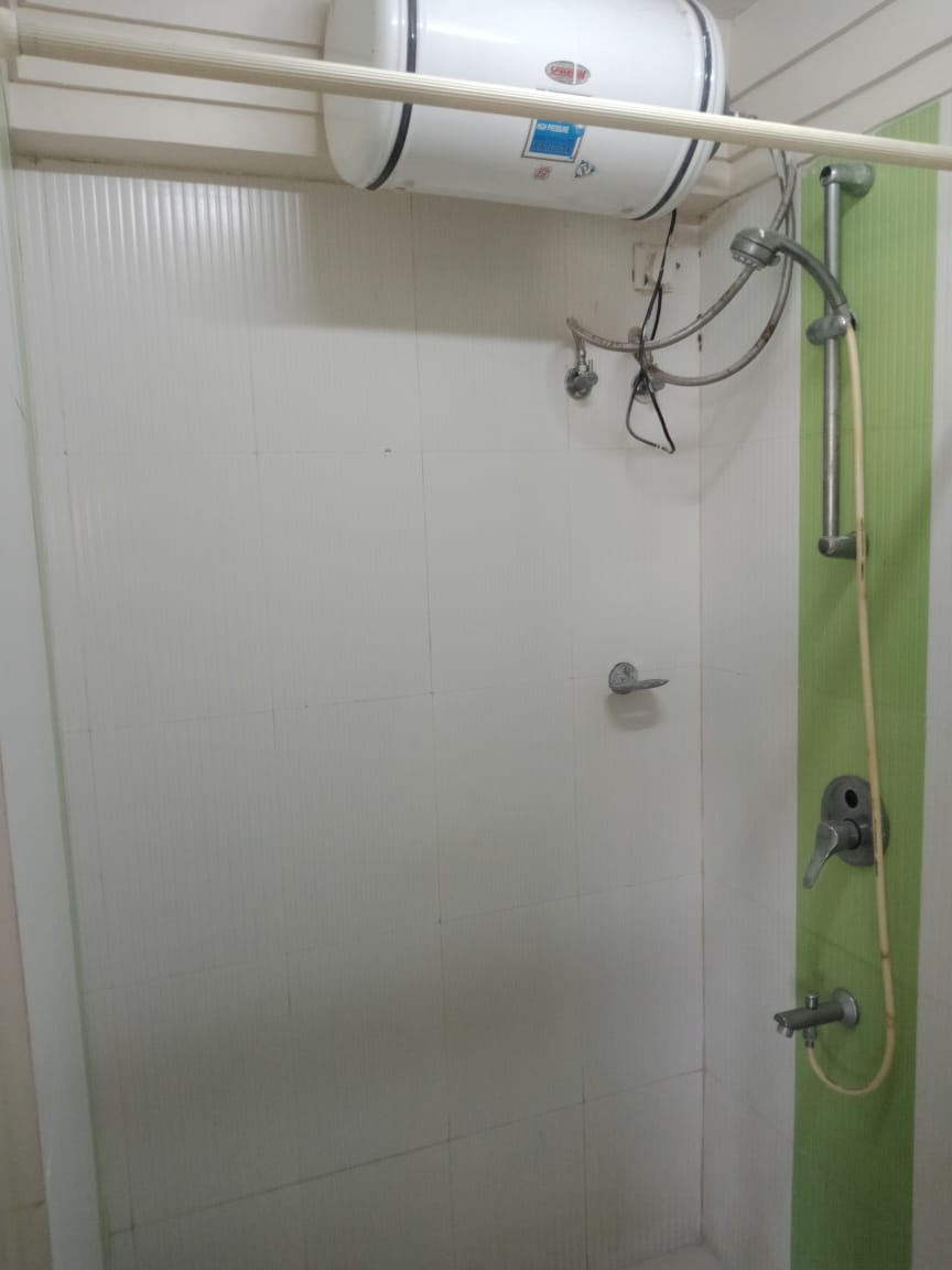 Bathroom 2 - Lokhandwala Harmony, Worli