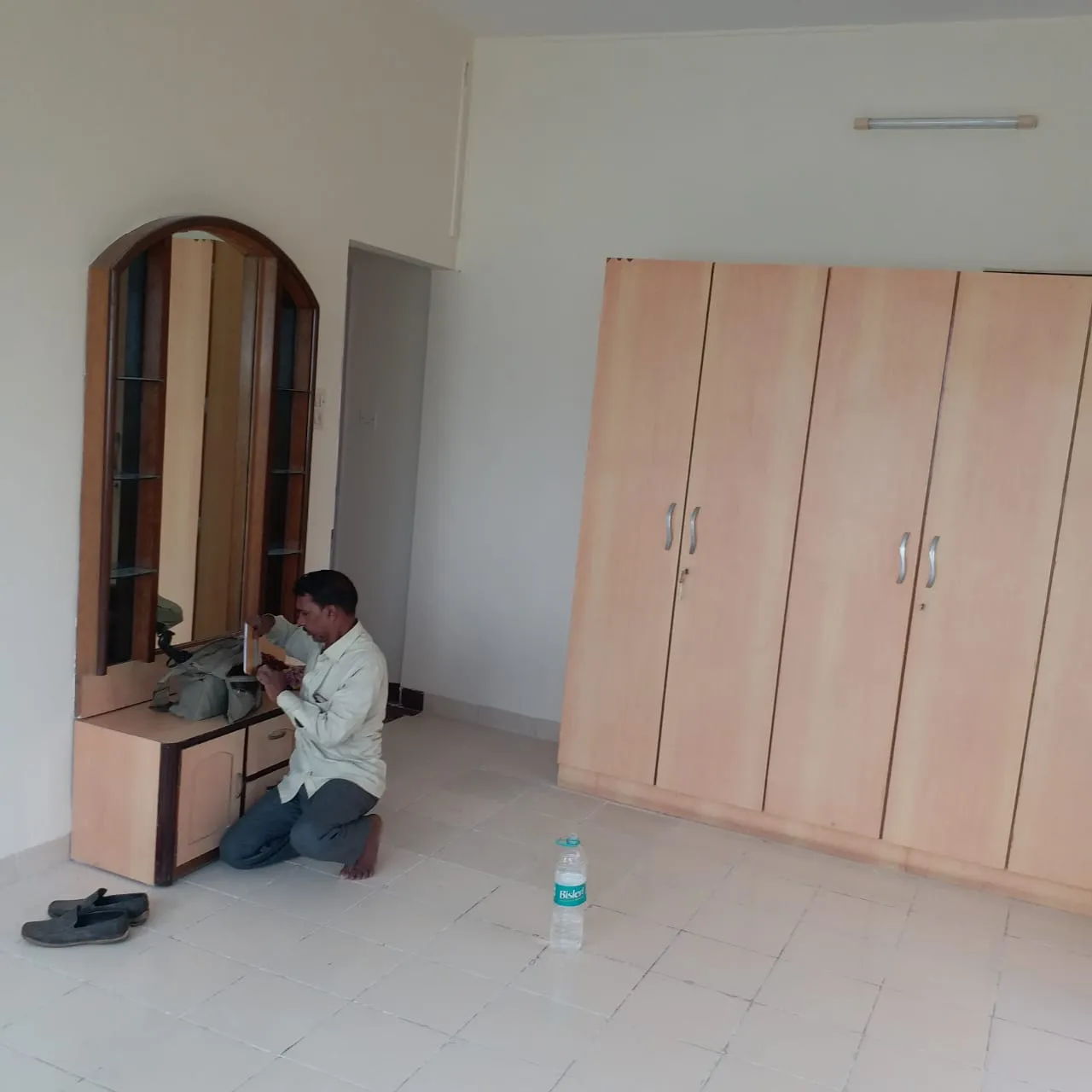 3 BHK Flats for Sale in Sanaa, Santacruz West