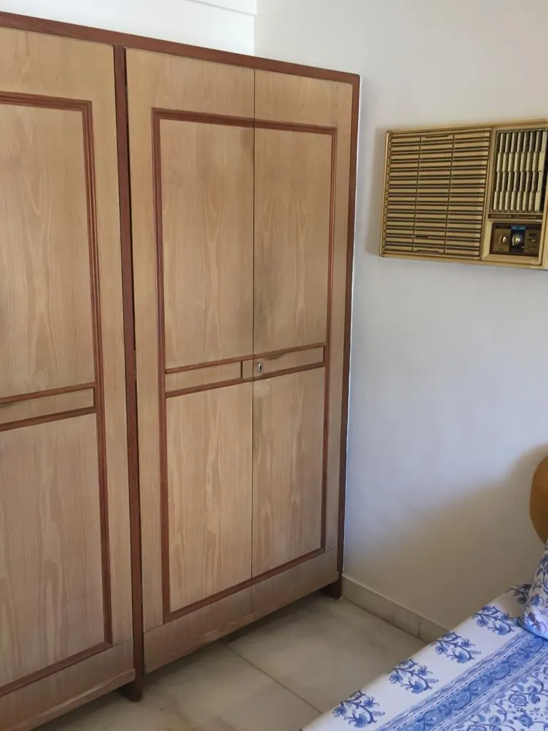 2 BHK Flats on Rent in Ashiana, Santacruz West