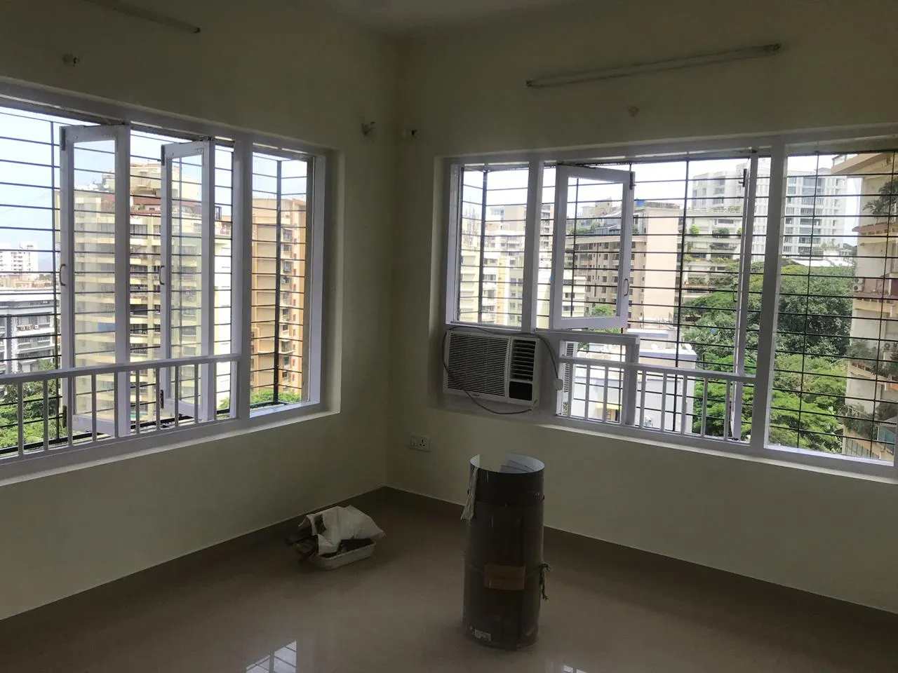 2 BHK Flats on Rent in Nibbana, Bandra West