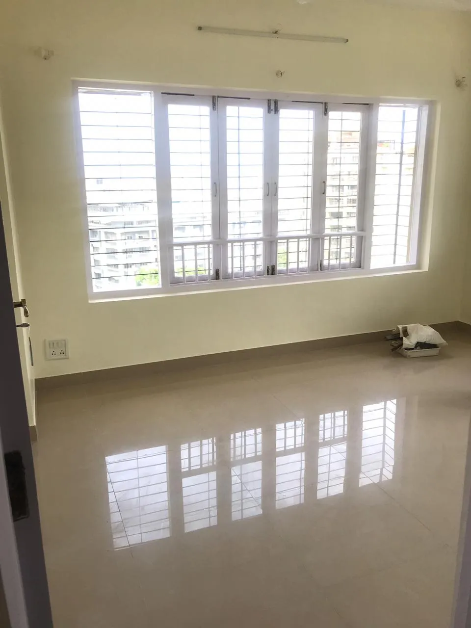2 BHK Flats on Rent in Nibbana, Bandra West