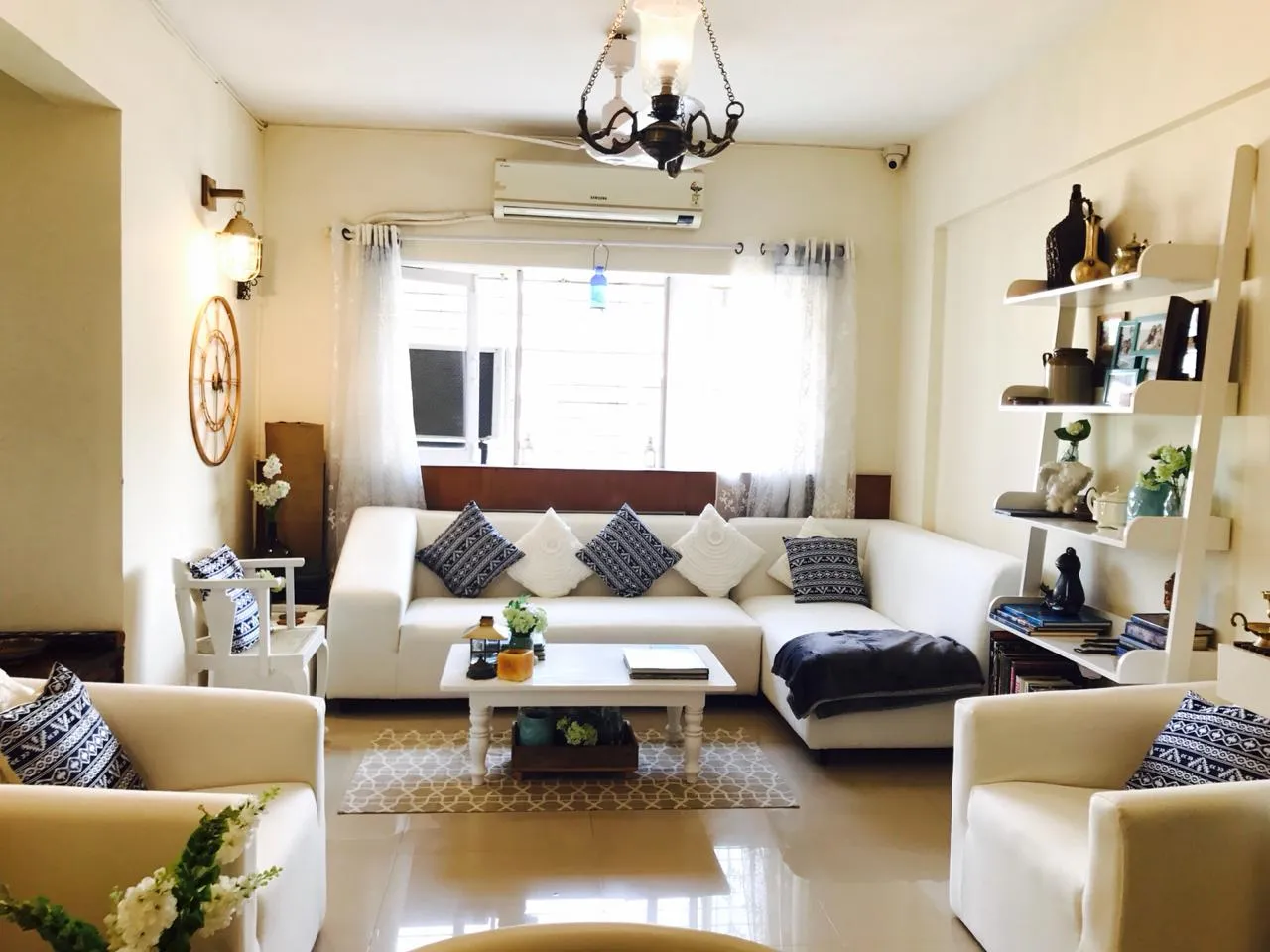 2 BHK Flats on Rent in Nibbana, Bandra West