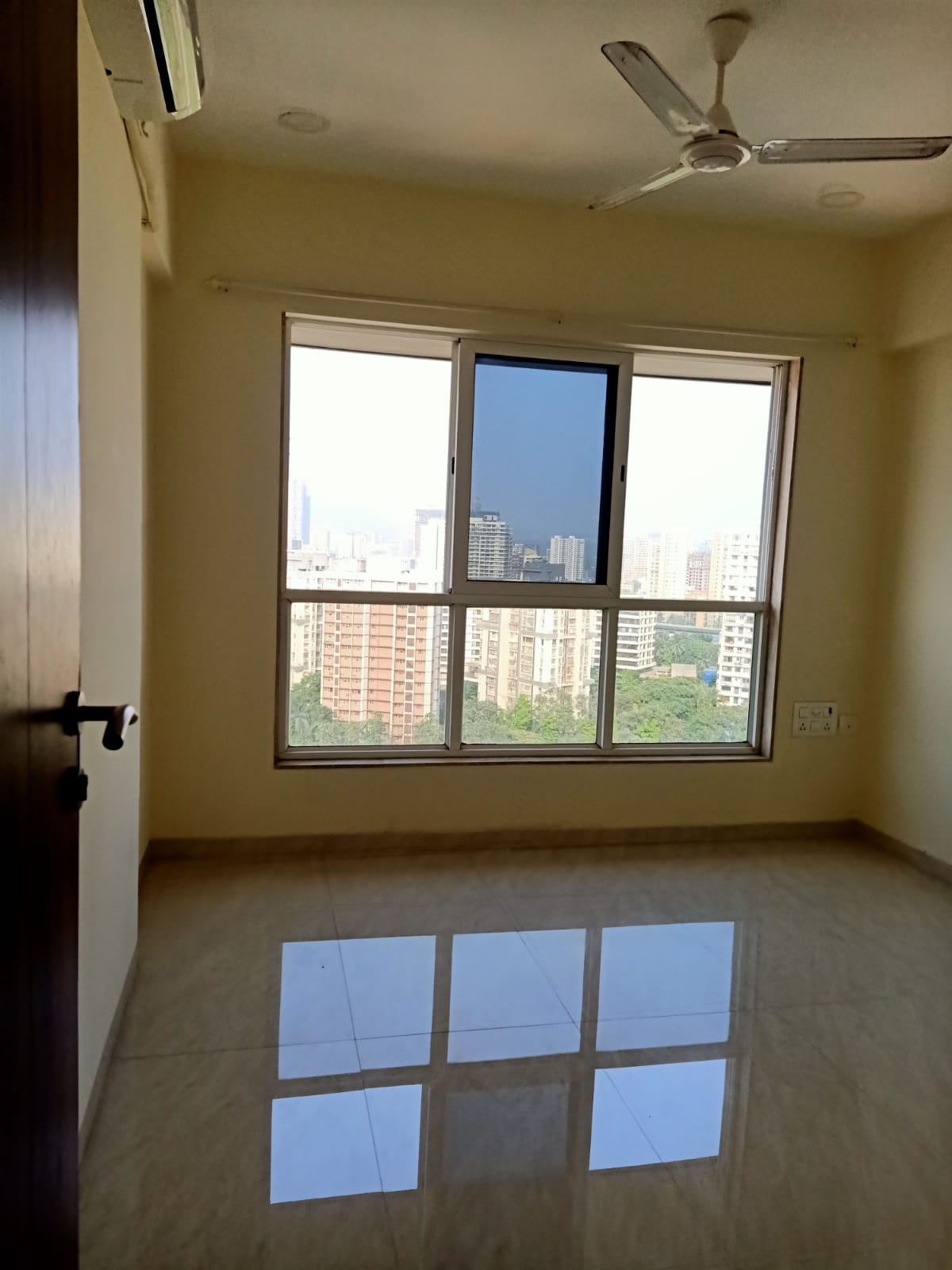 2 BHK Supreme 19, Andheri West — for Rent — photo 11