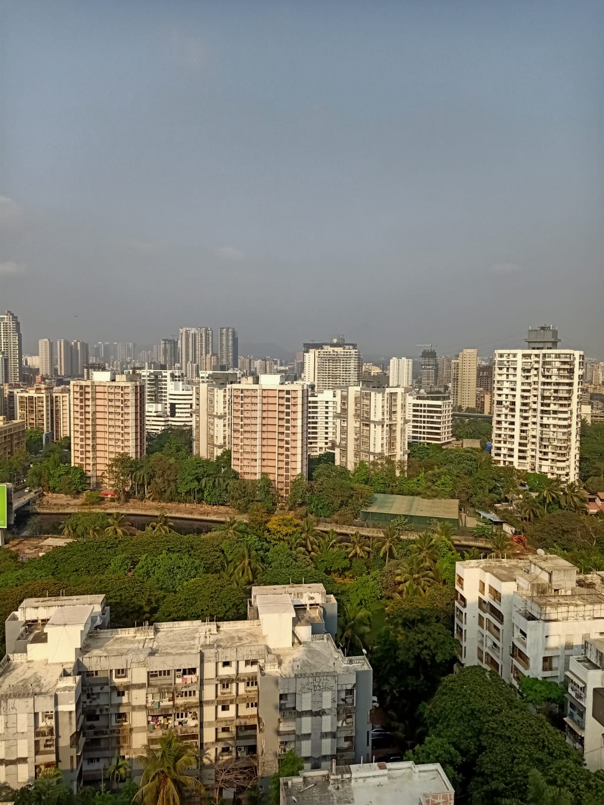 8 - Supreme 19, Andheri West