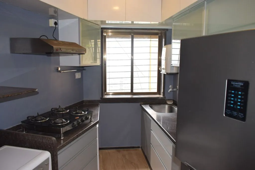 2 BHK Flats on Rent in Kanti Apartment, Bandra West
