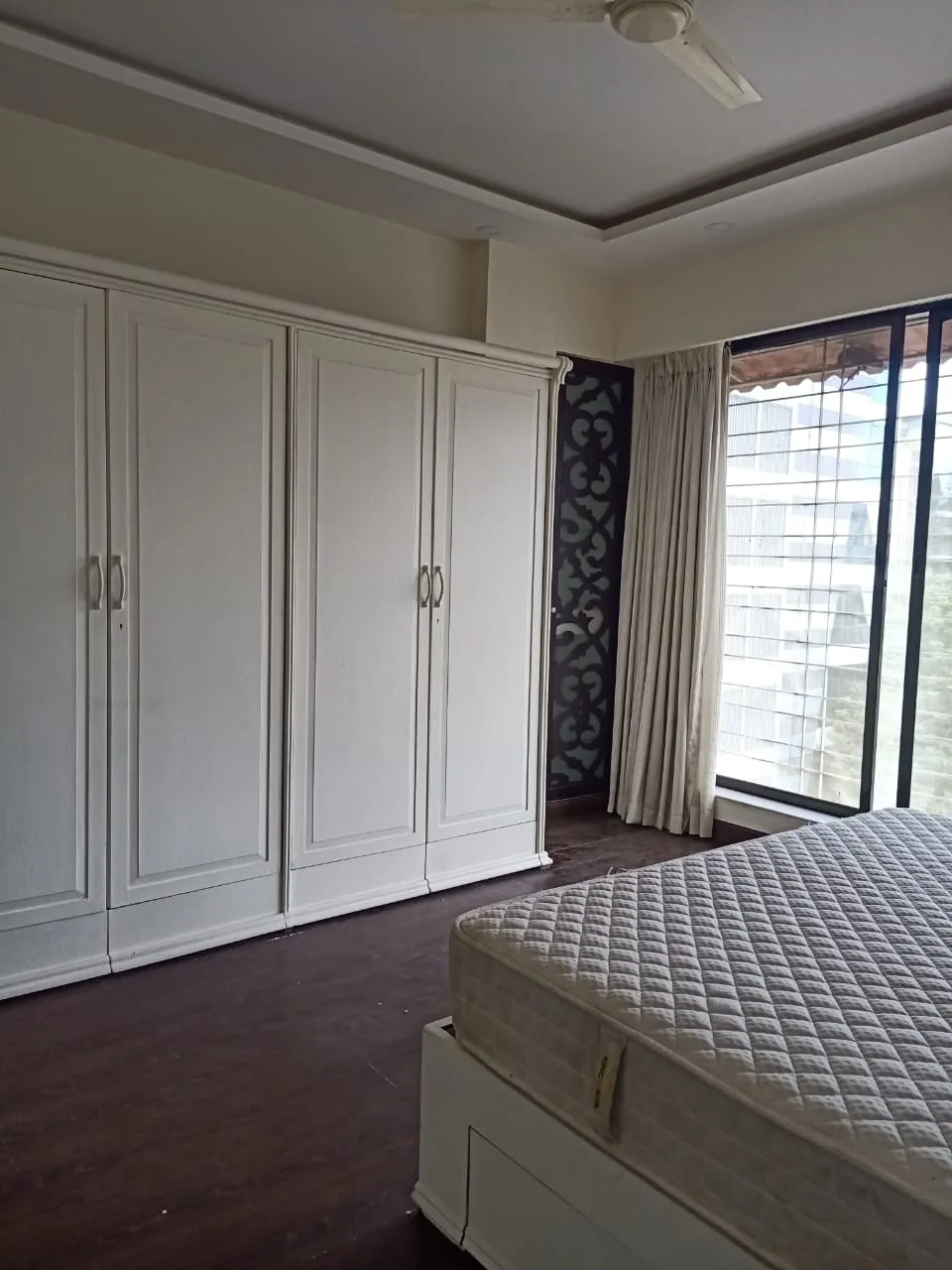 5 BHK Flats on Rent in Pals, Bandra West